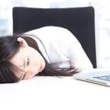 【もう埋もれない】女性起業家のための差別化戦略｜「見た目」と「発信」で選ばれる存在になる方法